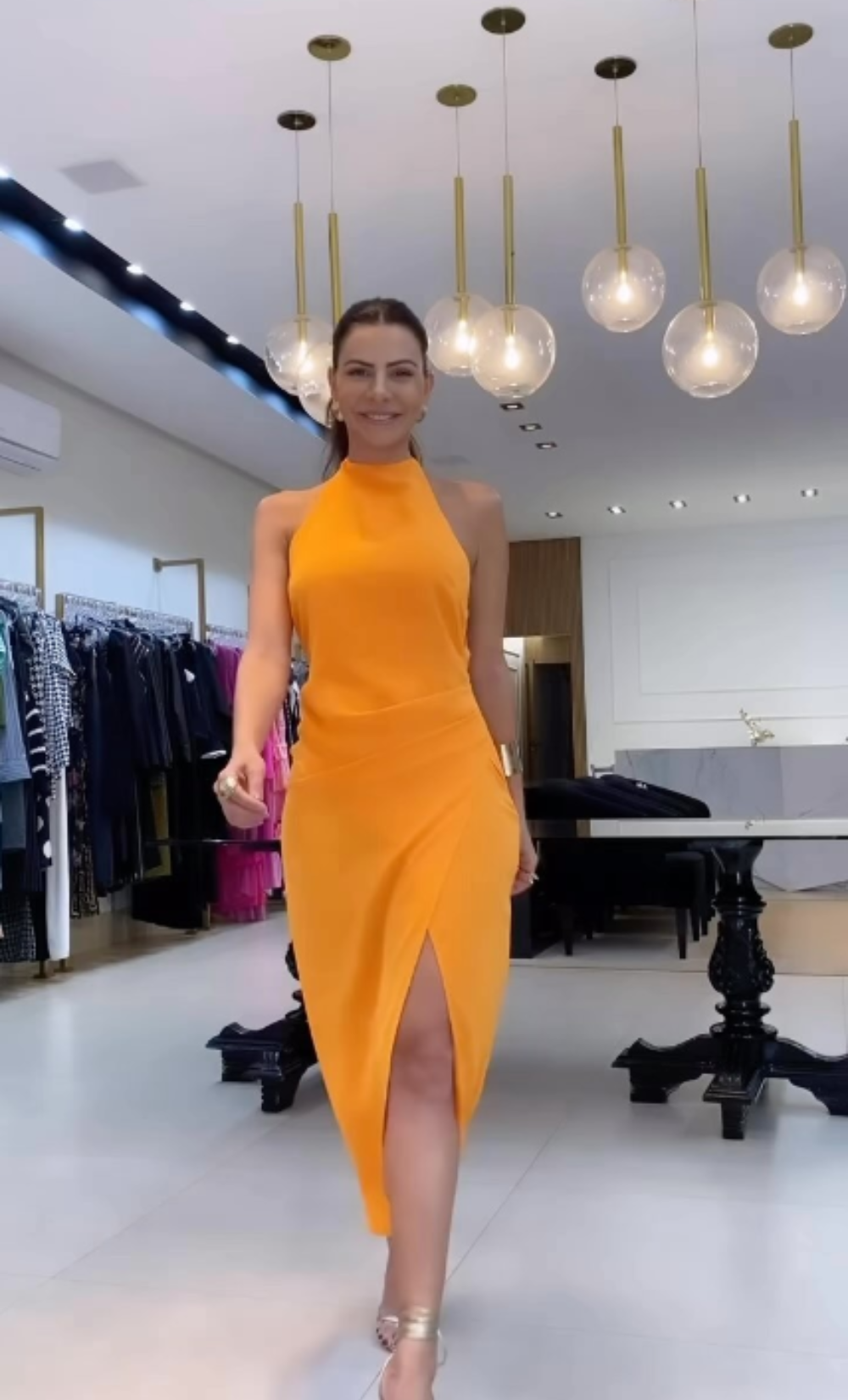 Vestido Maria Carolina - [BRINDE EXCLUSIVO PARA AS 100 PRIMEIRAS]